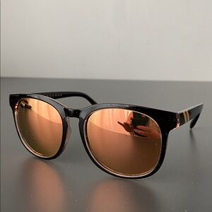 Blenders Charmville Cat. 3 Polarized Sunglasses Unisex 100% UV Cut